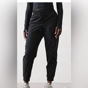 Athleta Trekkie North Joggers. Zip Secure Pockets. Drawcord Elastic Waist Black